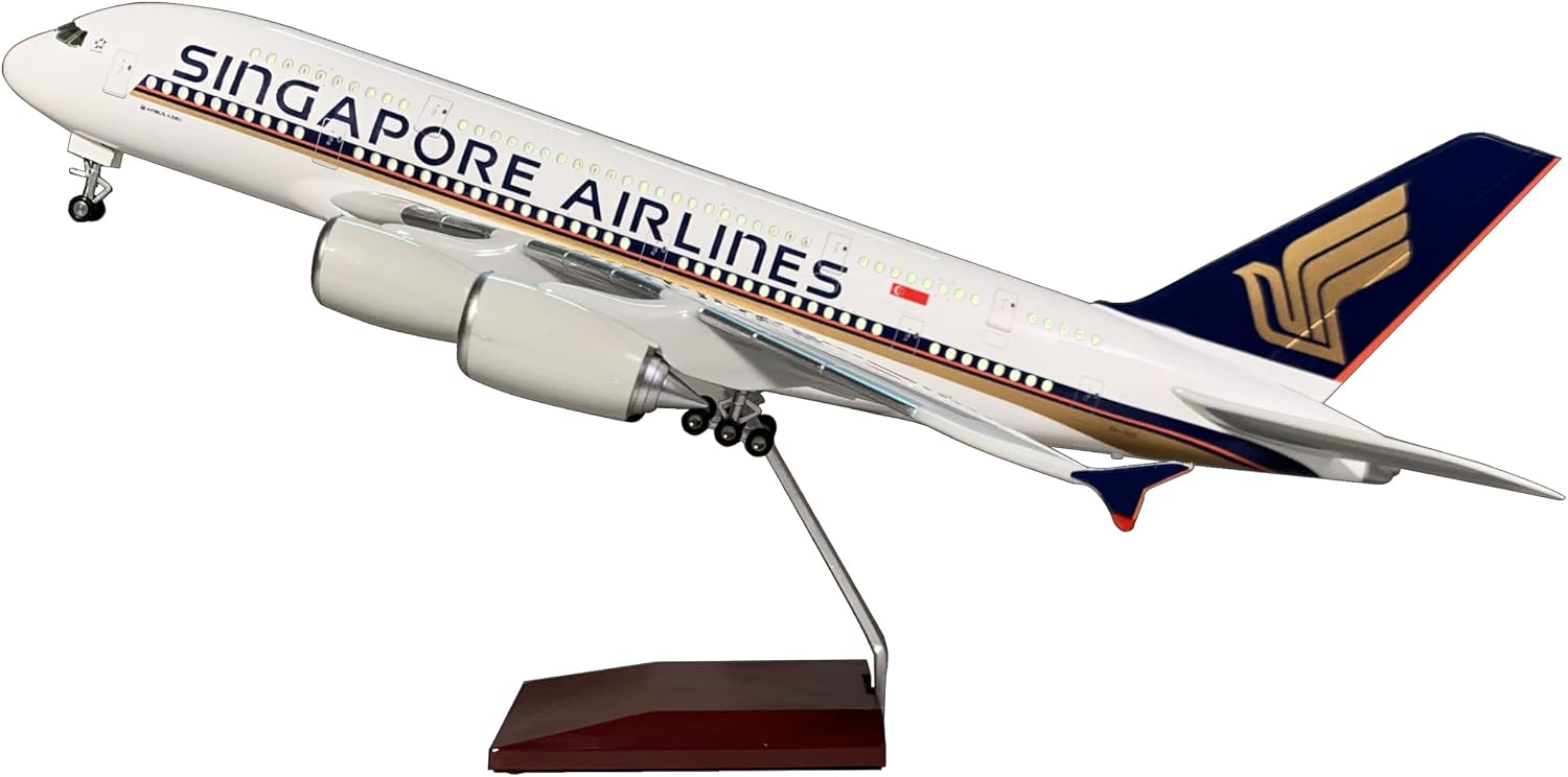 AIRPLANE DIE CAST SINGAPORE AIRLINES AIRBUS A380 WITH LED LIGHT DISPLAY 47CM