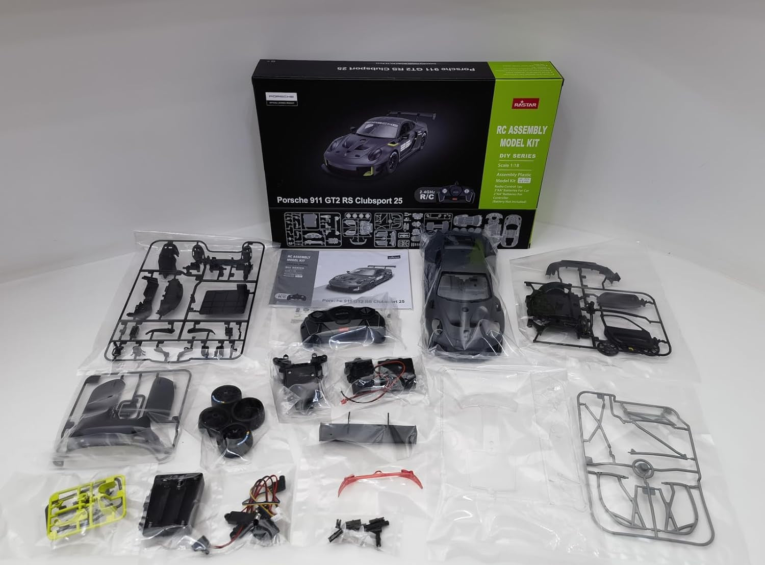 RASTAR 99600 1/18 PORSCHE 911 GT2 RS CLUBSPORT 25 RC ASSEMBLY MODEL KIT (68 PCS & 8 PTS)