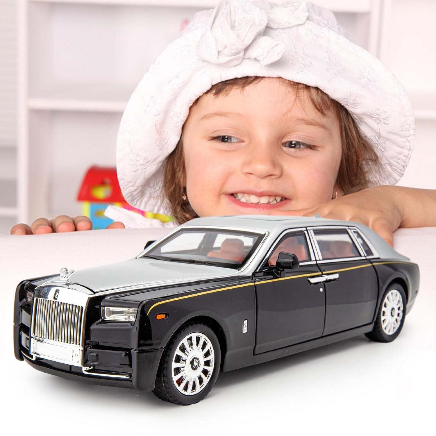 ROLLS-ROYCE DIECAST CAR MODEL 1:18 PULL BACK CZ1802 METAL WITH OPENABLE DOORS SOUND & LIGHT