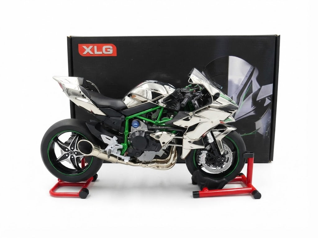 DIE CAST XLG K4 KAWASAKI MOTORCYCLE 1/6 M92325-6 SILVER COLOR