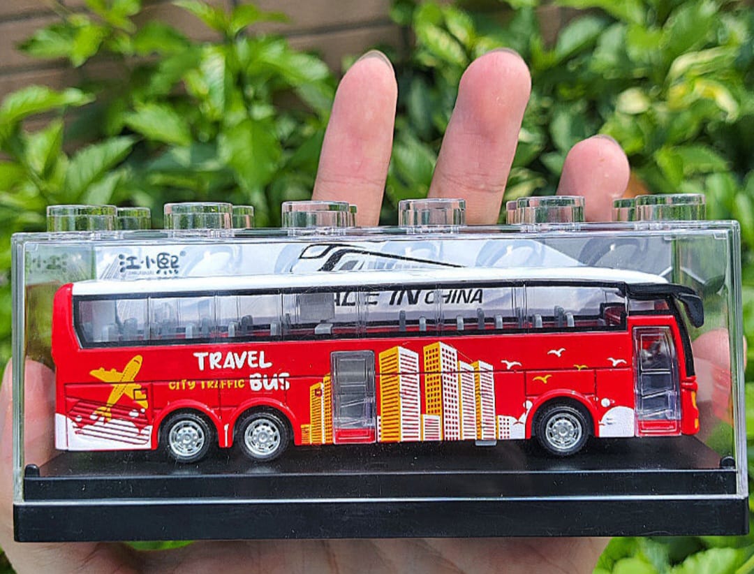 DIECAST MODEL 1/64 TRAVEL BUS