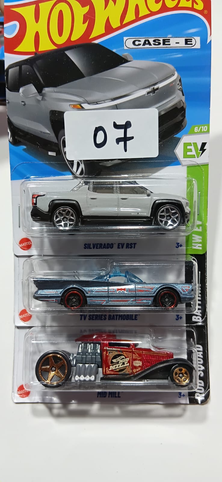 HOT WHEELS - CASE E (2025) - BASIC CAR ASSORTED (PACK OF 3 )-DIECAST