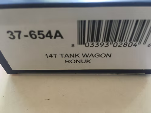 BACHMANN 37-654A OO GAUGE 1/76 SCALE 14 TON TANK WAGON RONUK