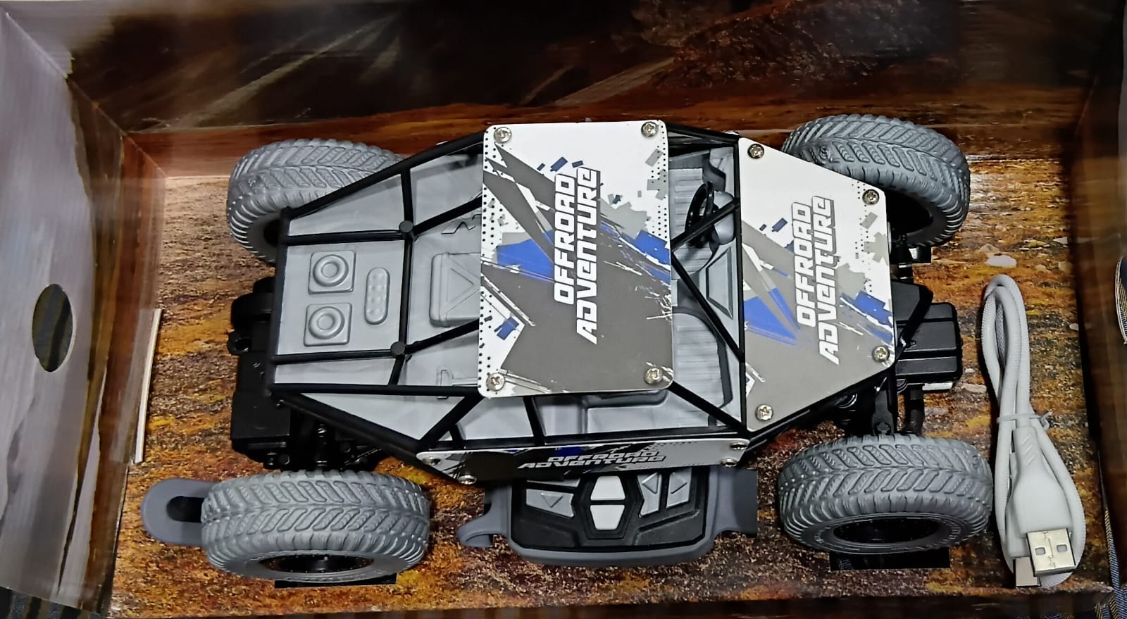 MIRANA DUSTER WATCH REMOTE 2WD, SCALE 1:20, ALL TERRAIN VEHICLE L, 2.4 GHZ RANGE, 1200 MAH BATTERY, C-TYPE RECHARGEABLE BATTERY, 1.5*POWERFULL BOOST (SILVER)