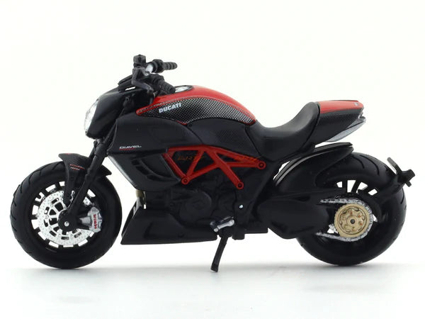 MAISTO DUCATI DIAVEL CARBON 1/18 DIECAST MODEL 20-10115