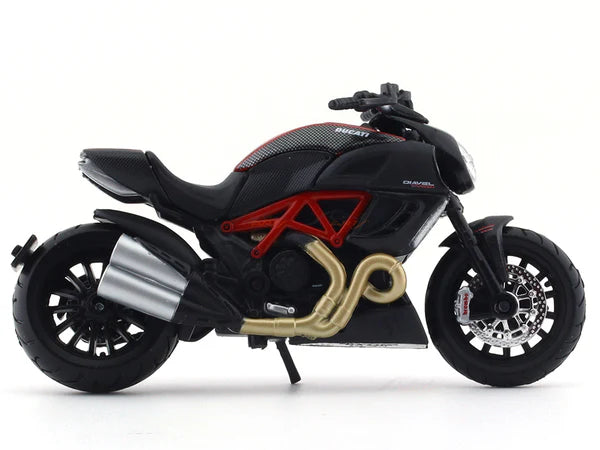 MAISTO DUCATI DIAVEL CARBON 1/18 DIECAST MODEL 20-10115