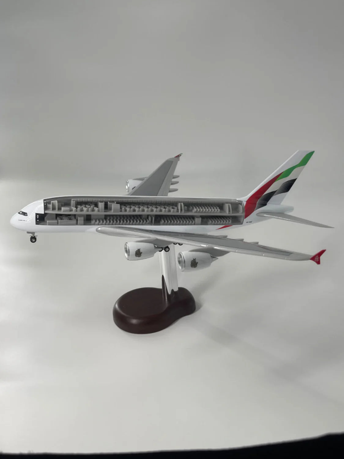AIRPLANE DIECAST METAL FLY EMIRATES A380 45CM