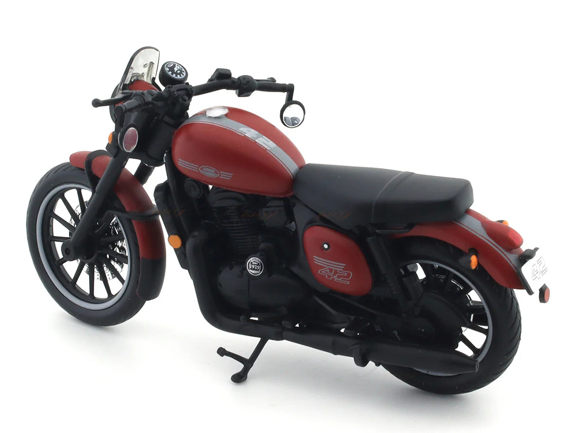 MAISTO JAWA 42 RED 1:18 SCALE DIECAST MODEL