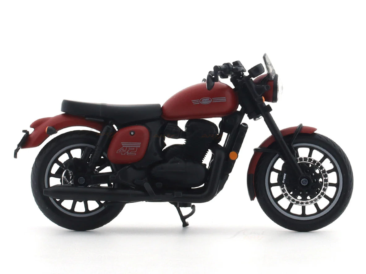 MAISTO JAWA 42 RED 1:18 SCALE DIECAST MODEL