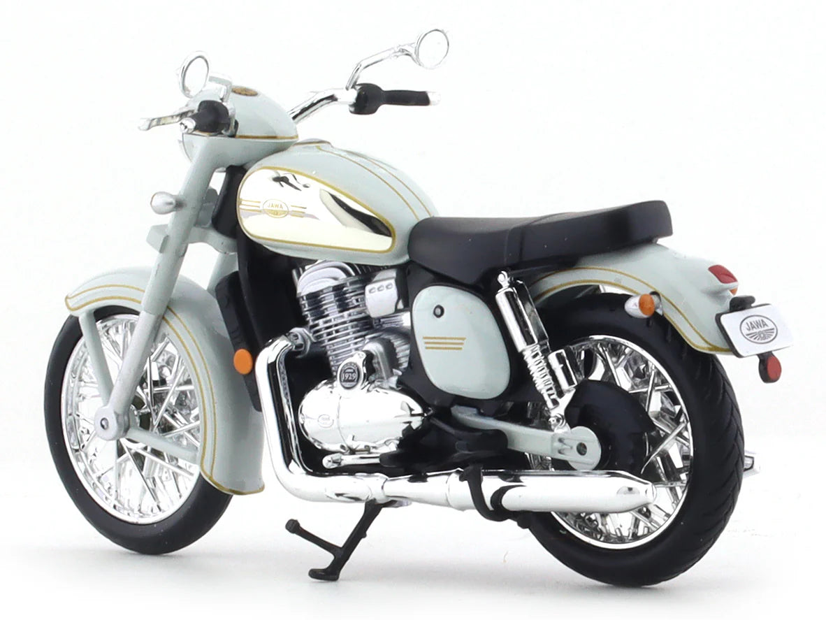 MAISTO JAWA CLASSIC GREY 1:18 SCALE DIECAST MODEL CLAJMT00658