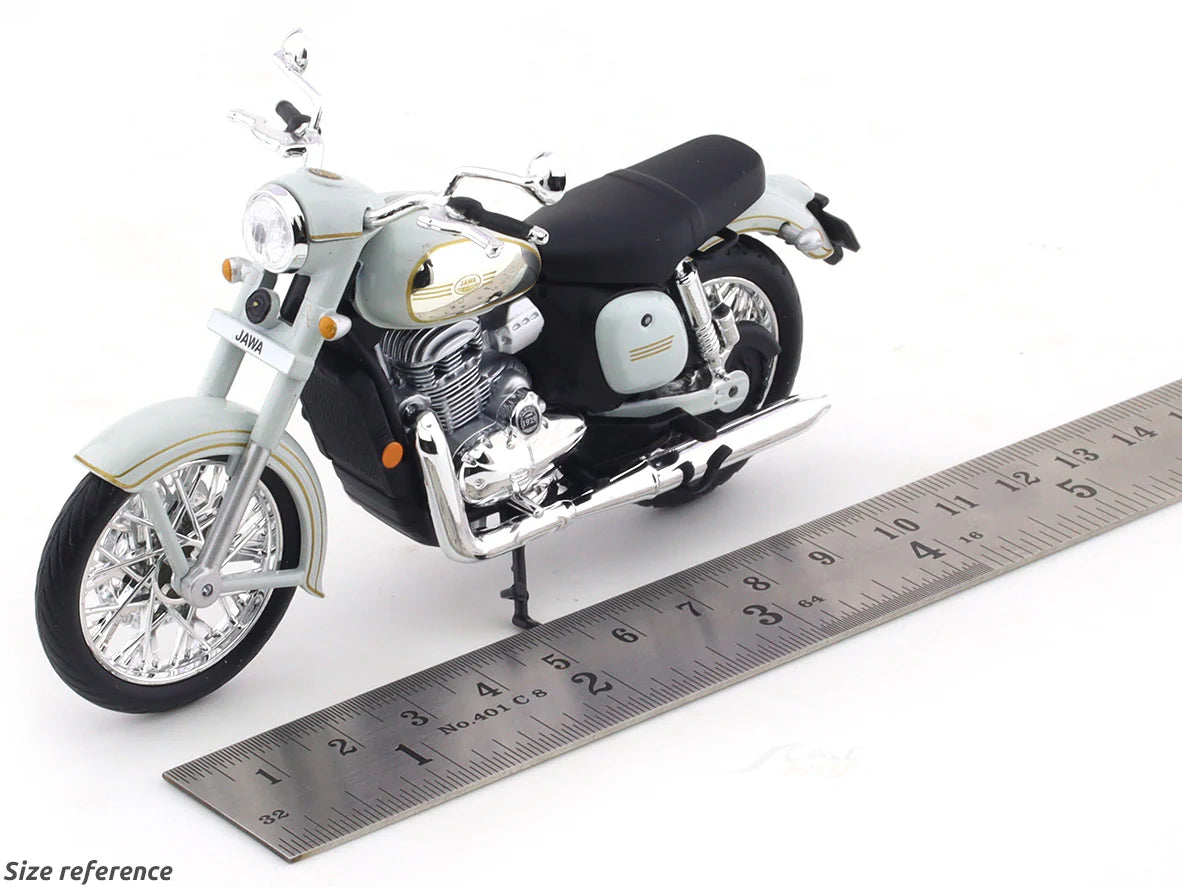 MAISTO JAWA CLASSIC GREY 1:18 SCALE DIECAST MODEL CLAJMT00658