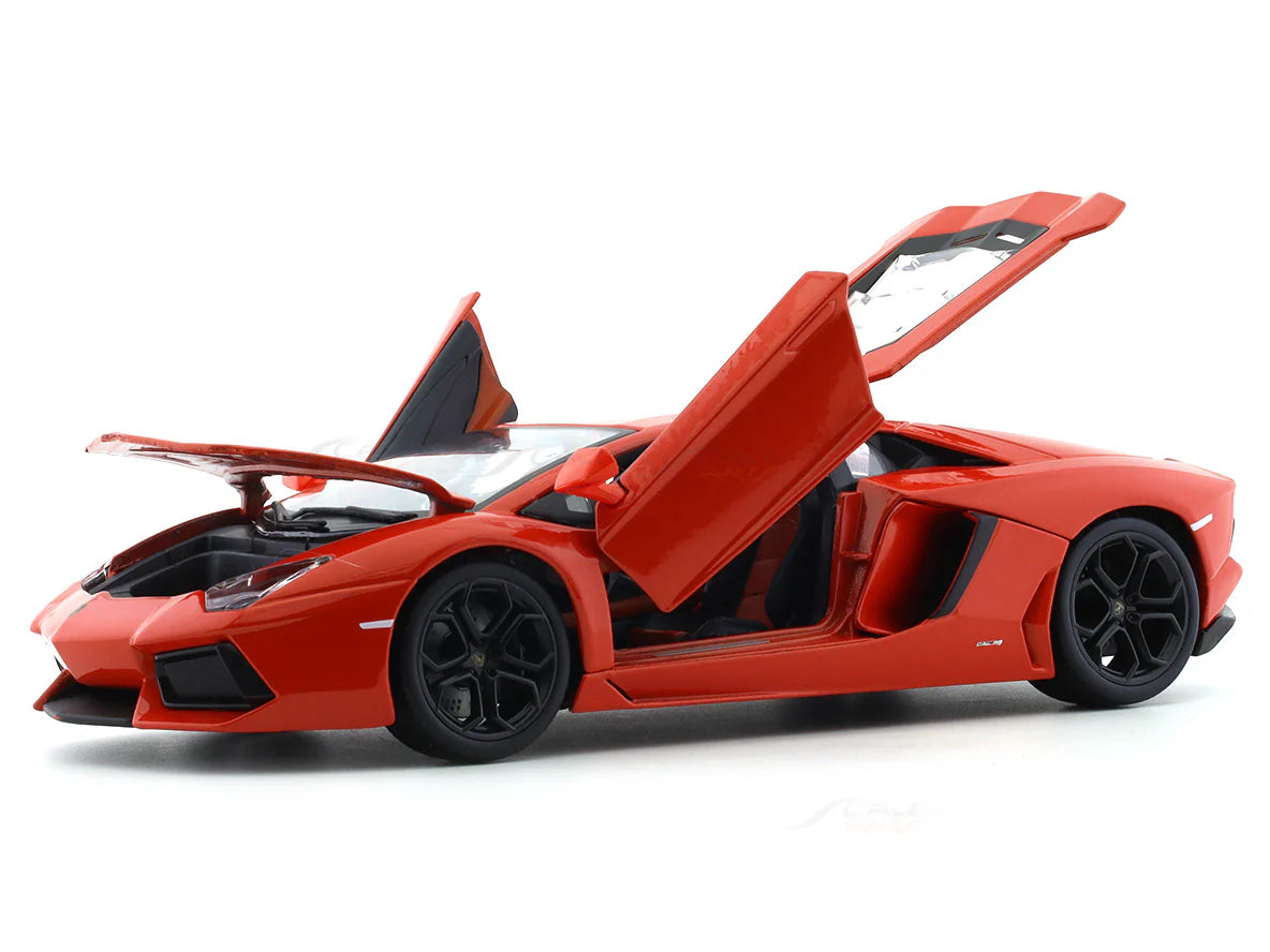 BBURAGO LAMBORGHINI AVENTADOR LP700-4 1:18  DIECAST SCALE MODEL 18-91033X