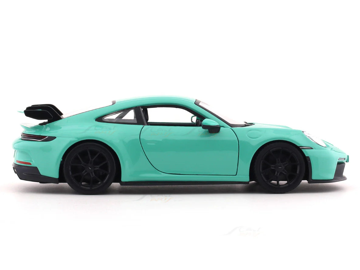 BBURAGO PORSCHE 911 GT3 GREEN 1:24  SCALE 18-91104G
