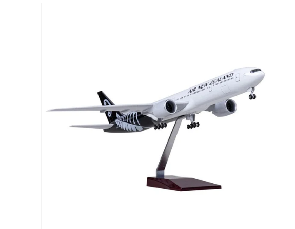 AIRPLANE DIECAST AIR NEW ZEALAND ZK-OKN BOEING 777-300ER WITH LED LIGHT DISPLAY 47CM