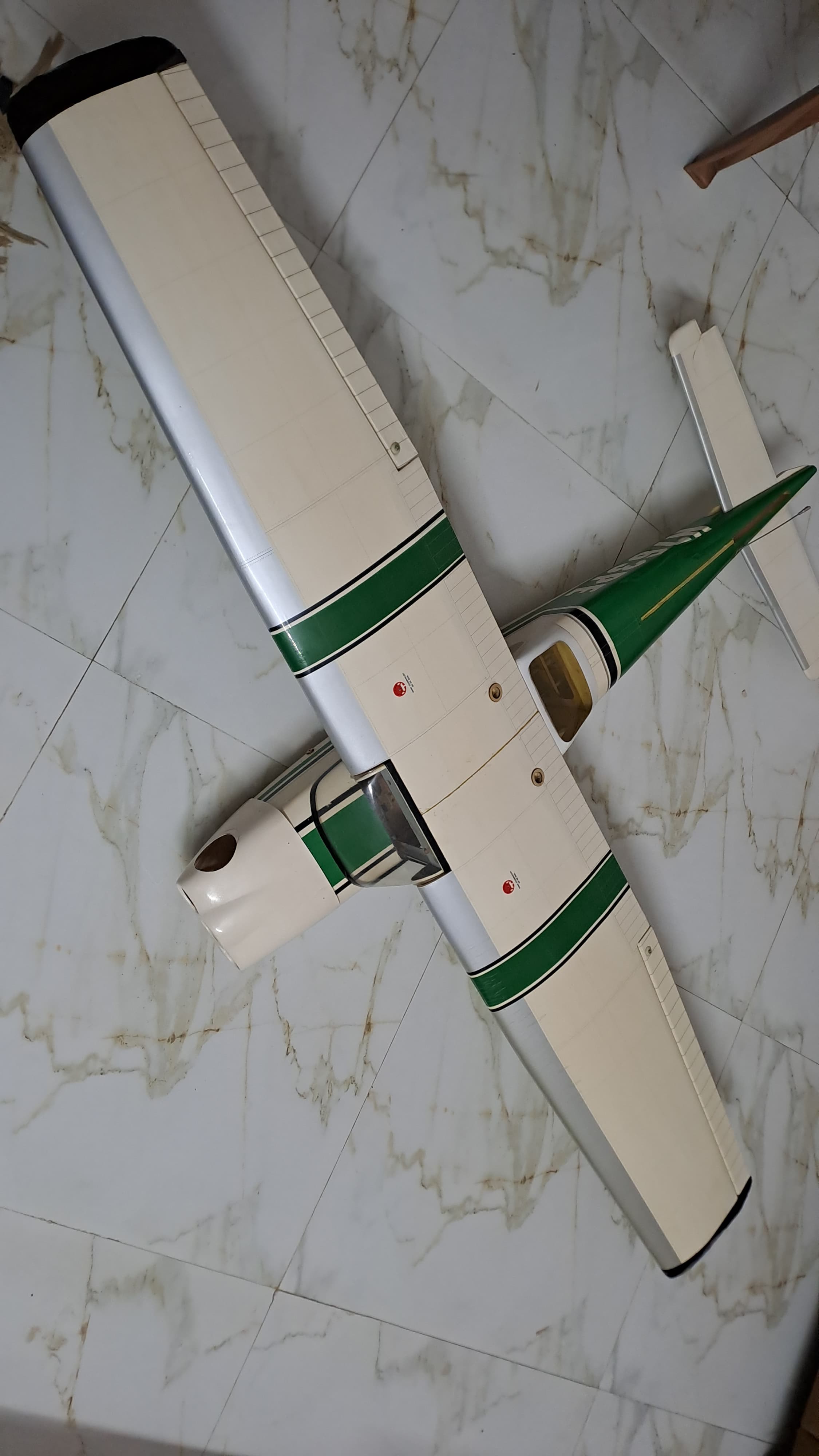 CESSNA 182 SKYLANE ARF KIT - QUALITY PREOWNED