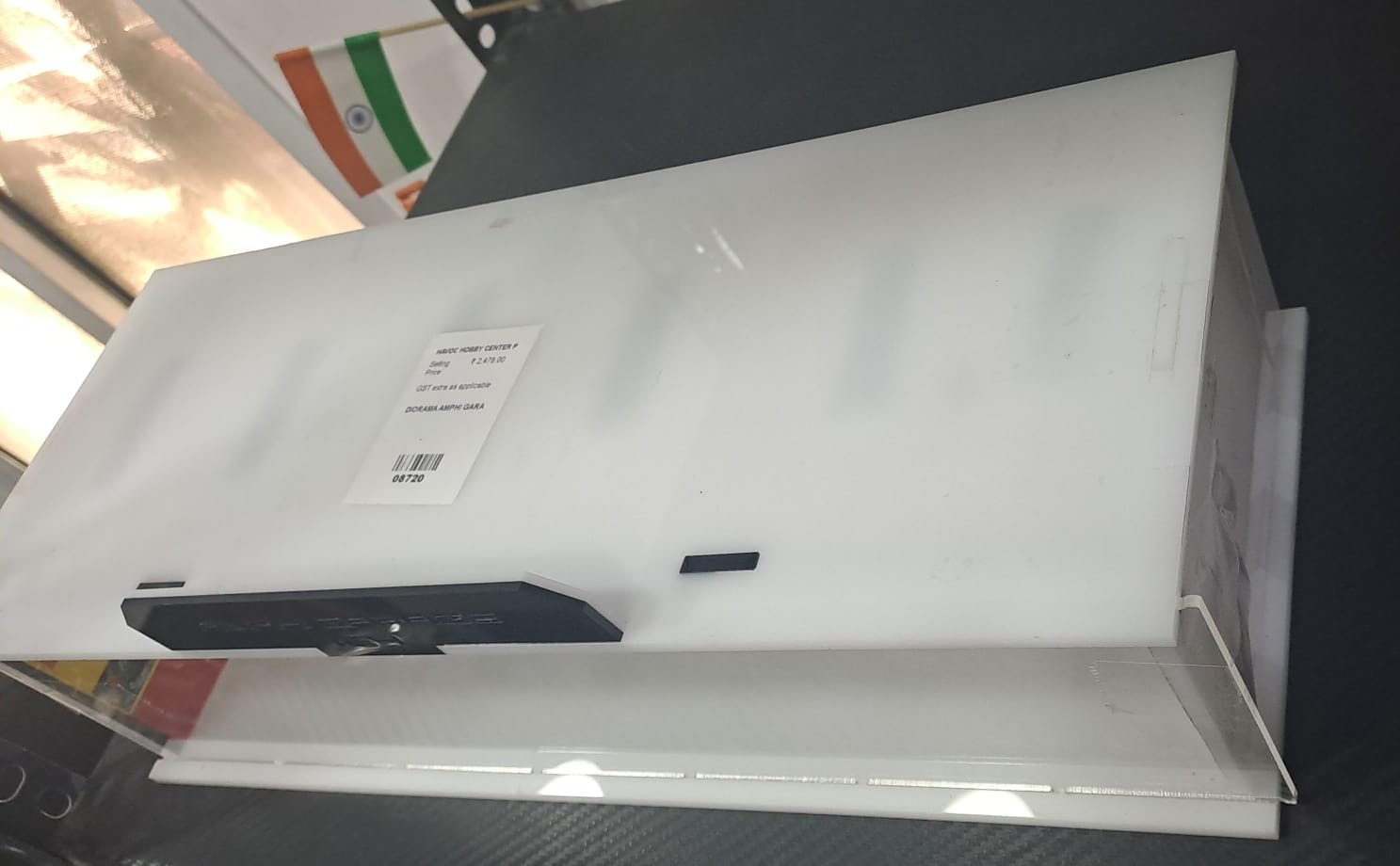 AMPHI GARAGE (DIORAMA SCENE) FOR 1/64 SCALE