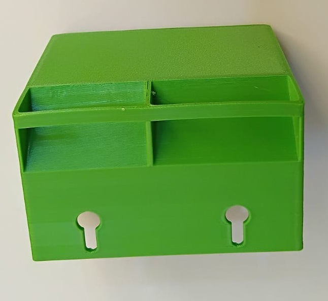 DUAL BATTERY DISPENSER HOLDER FOR 15AA AND 15AAA BATTERIES GREEN