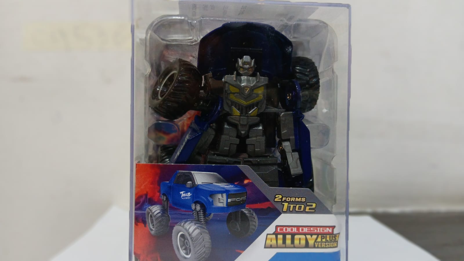 DIE CAST TRANSFORMING ROBOT TOYS DUAL ALLOY DEFORM METALBOY WITH MAGE VS EAGLE