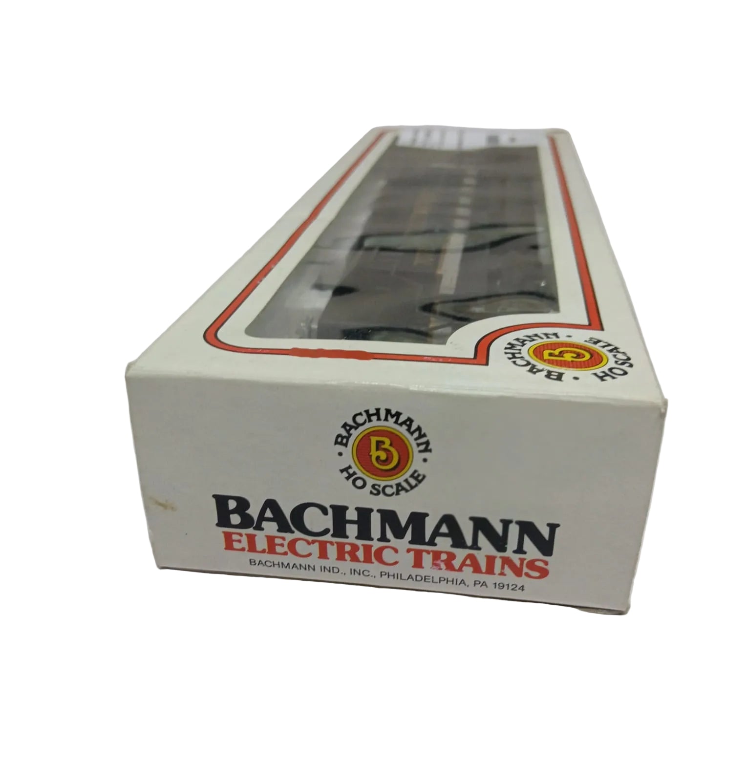 BACHMANN HO SCALE SOUTHERN BLACK FREIGHT EMD GP 50 DUMMY SHELL