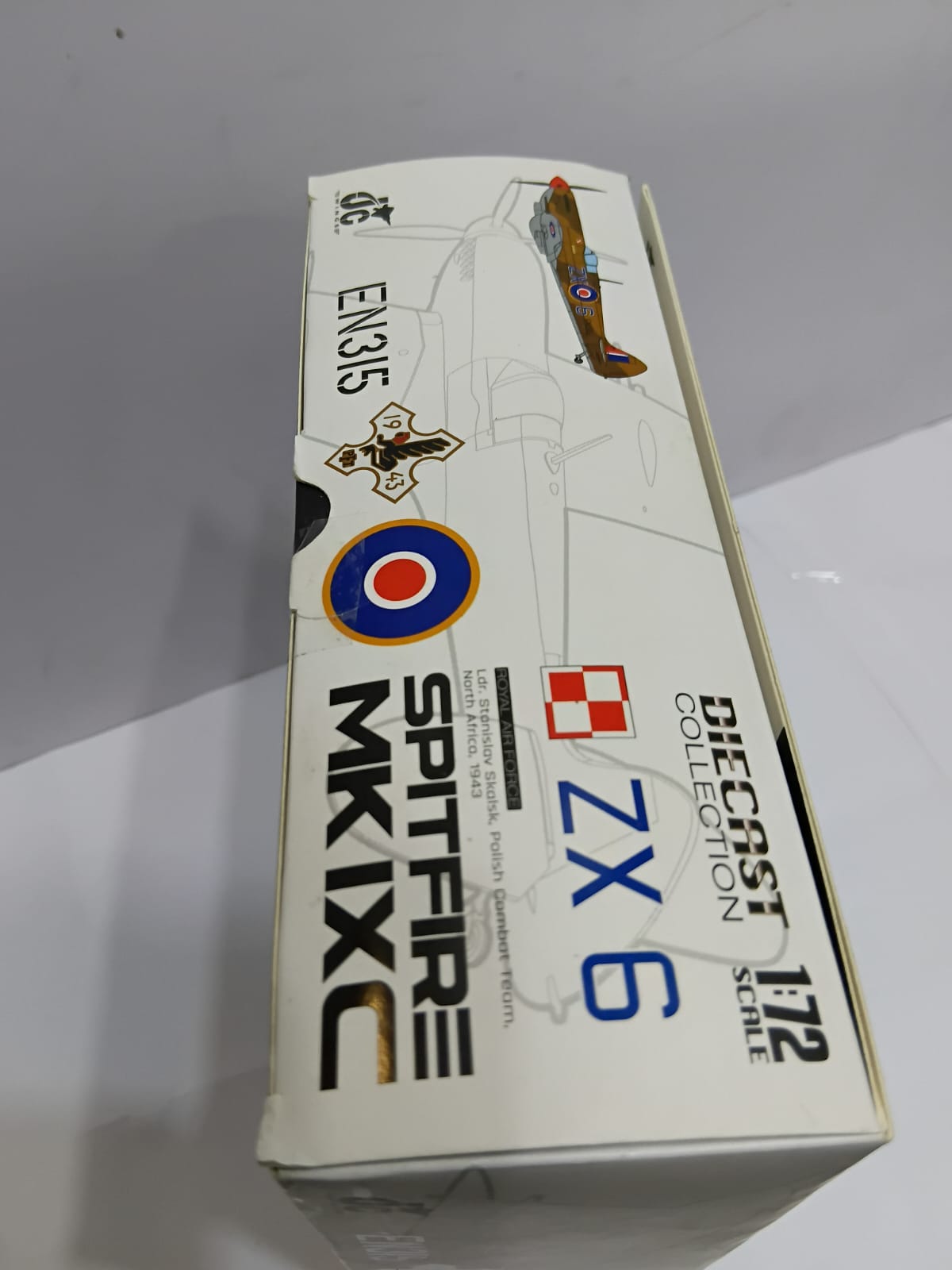 JC WING SPITFIRE MK IXC 1:72 SCALE LDR. 1943 DIECAST AIRPLANE JCW-72-SPF-003