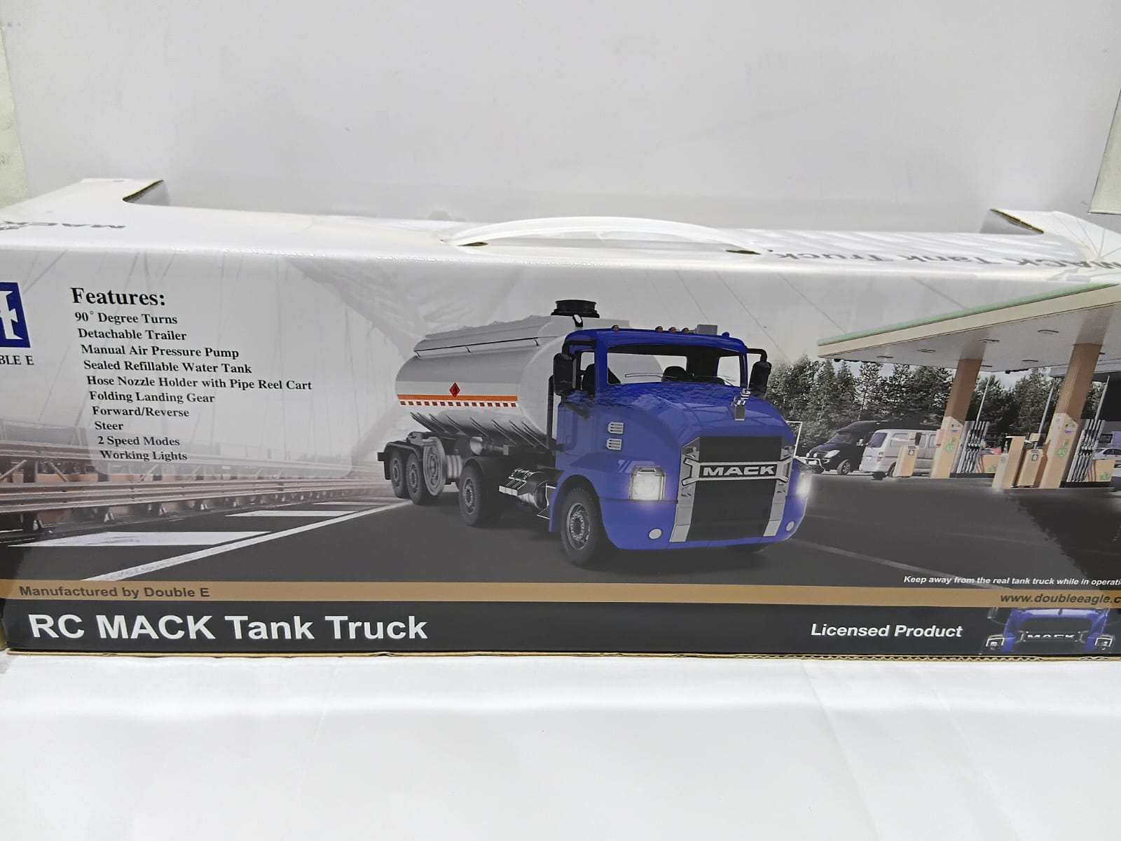 MACK REMOTE E582-003 CONTROL TANKER TRUCK 1:26 SCALE BLUE