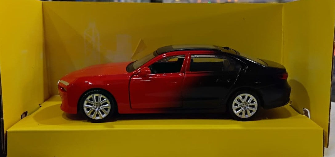 CCA 1:36 BMW I7 DIECAST MODEL 12012 CAR RED/BLACK