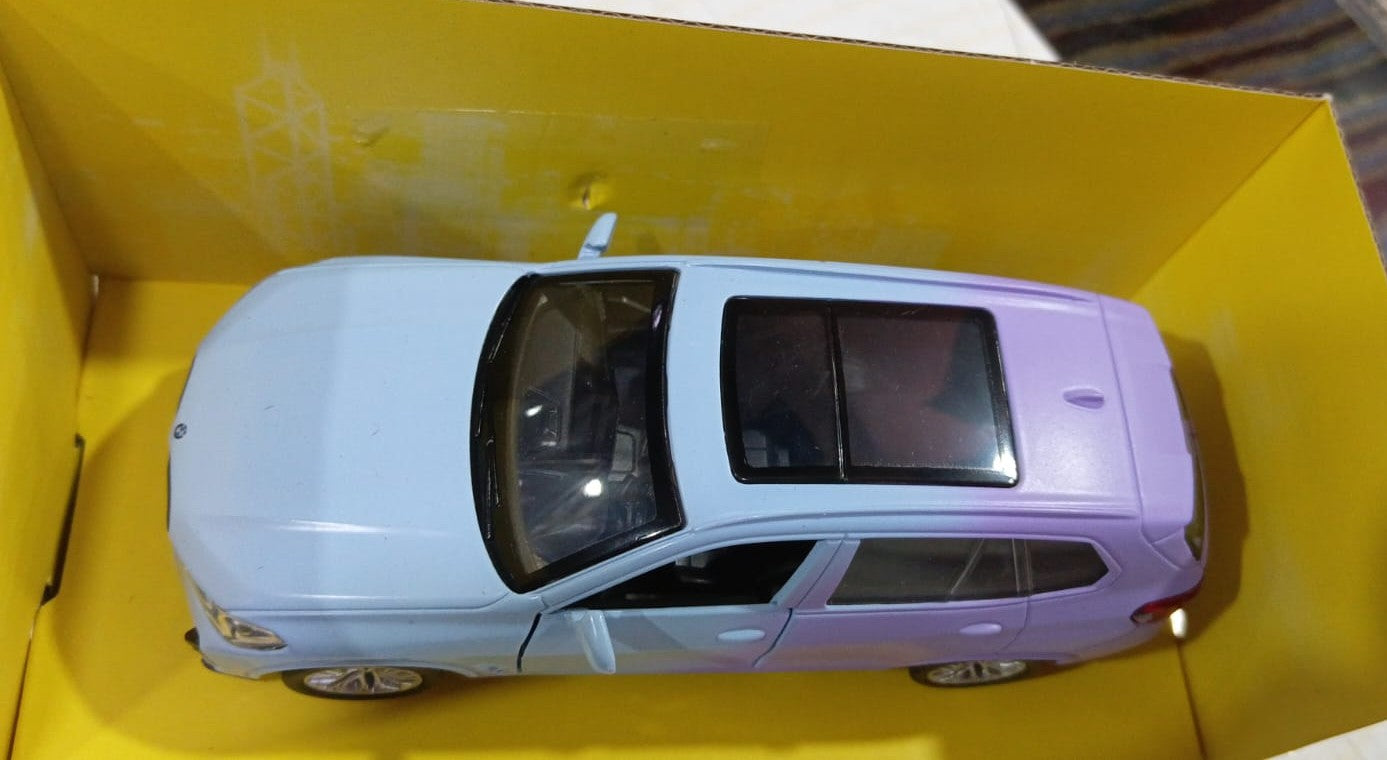 CCA 1:36 BMW X5M DIECAST MODEL 12026 CAR