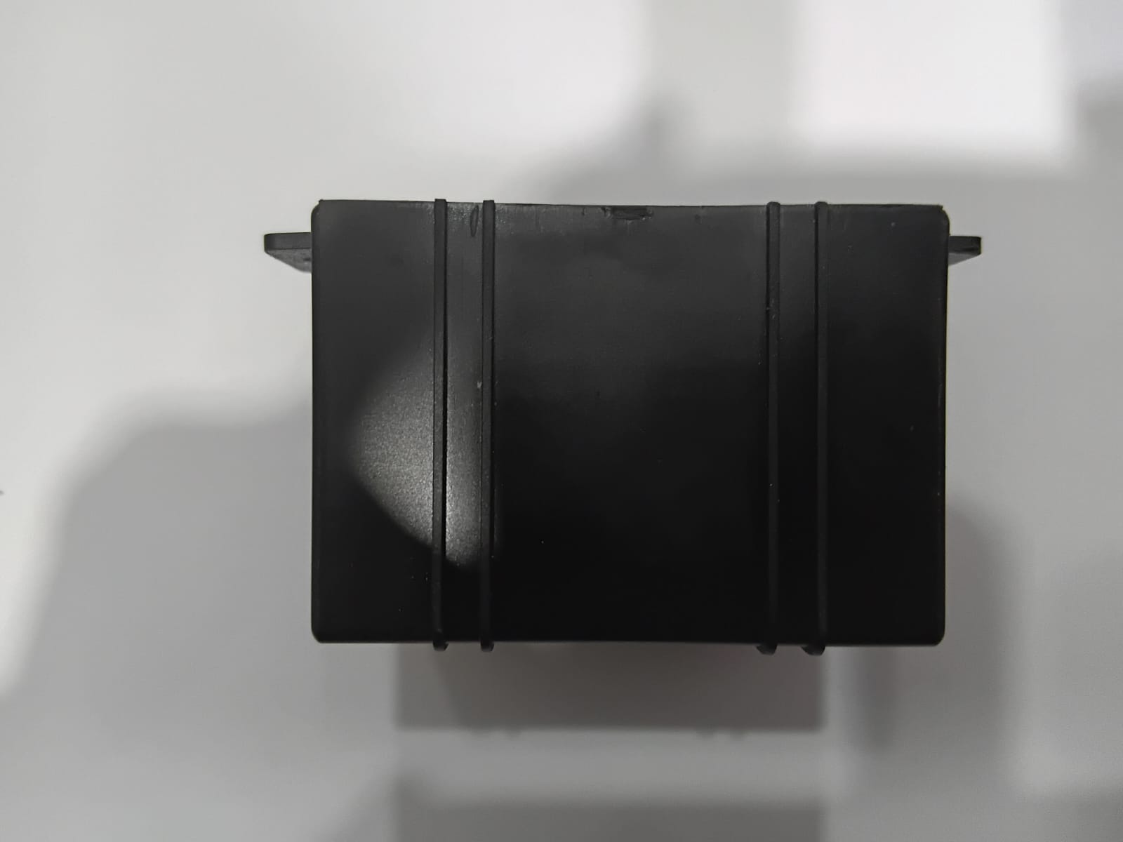 RC TRUCK BATTERY CONTAINER