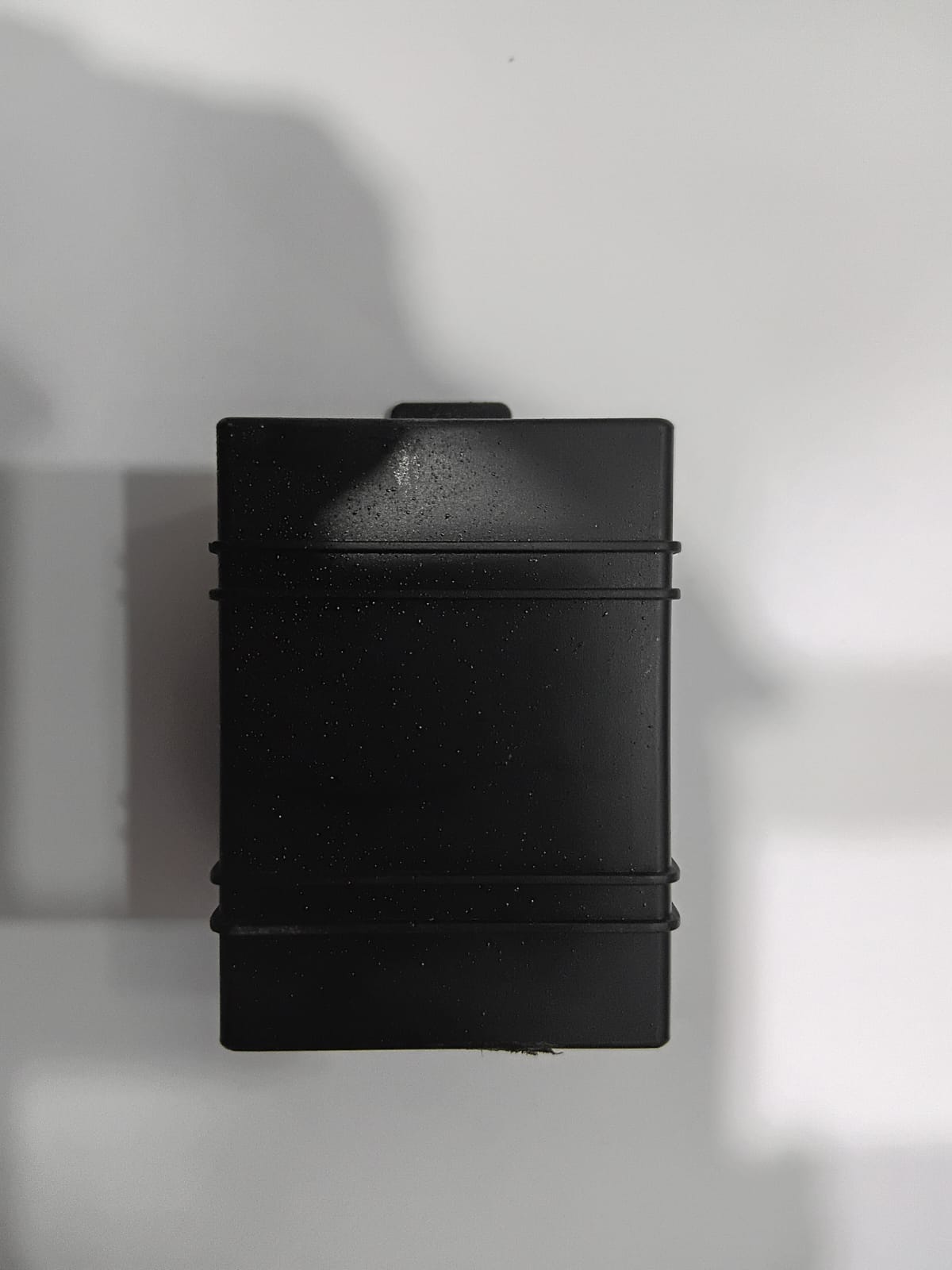 RC TRUCK BATTERY CONTAINER
