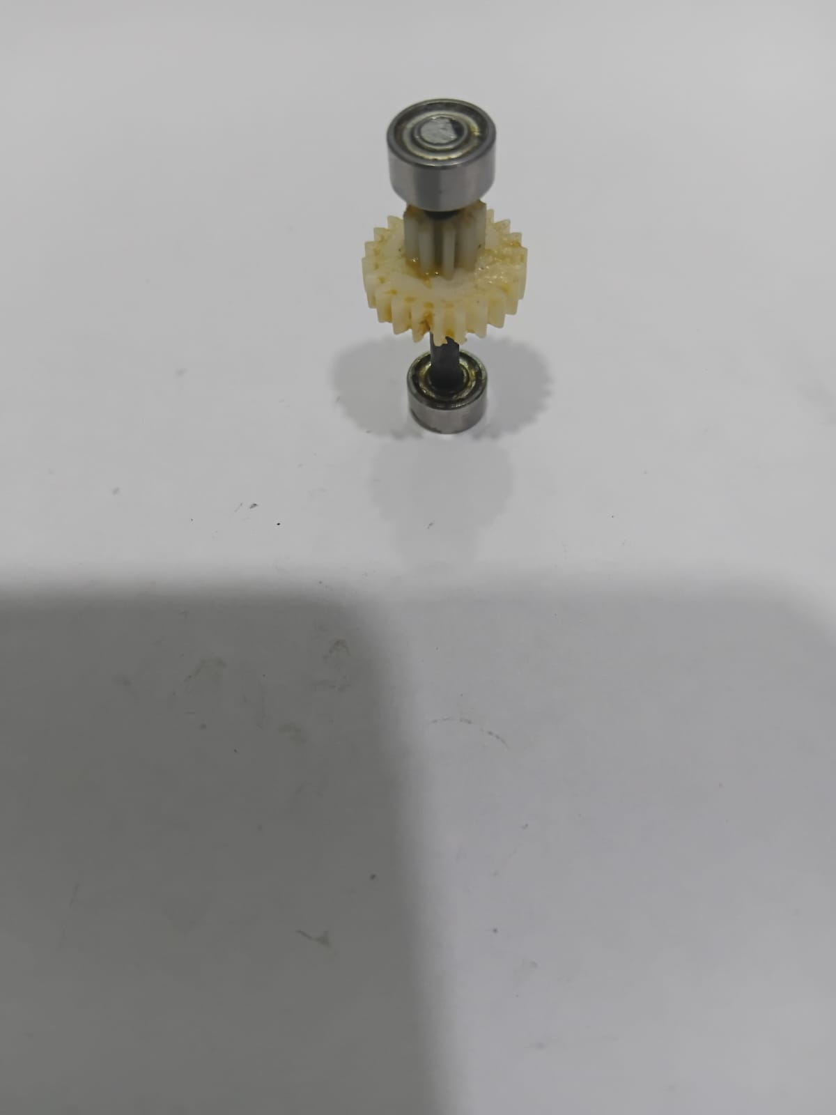DIFFERNCIAL GEAR SPARES WITH BEARNINGS WHITE