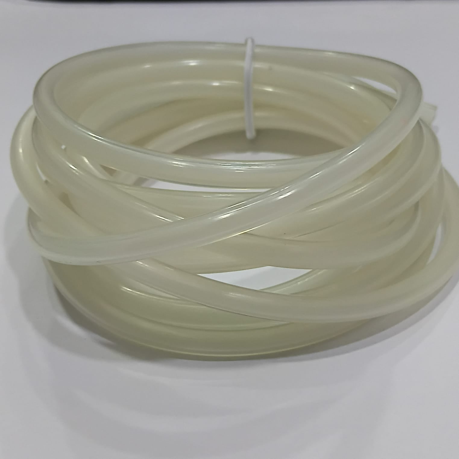 SILICONE FUEL TUBE 3MMX5MM 300CM
