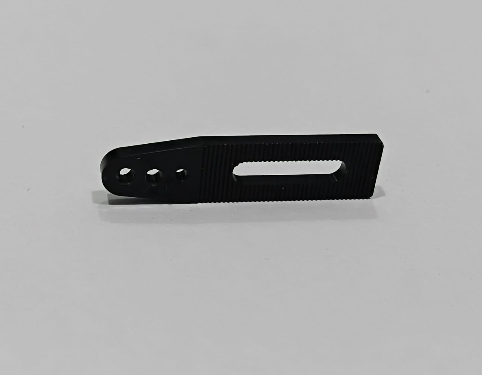ADJUSTABEL SERVO ARM