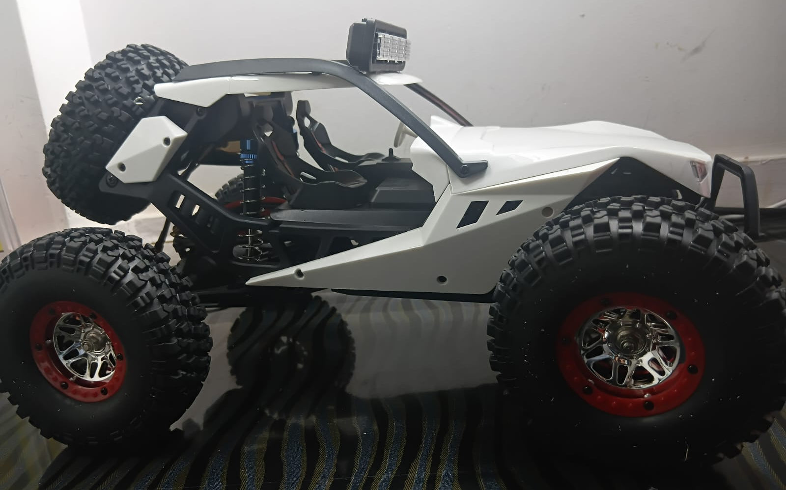 XK STORM 12429 1/12 2.4GHZ 4WD RTR R/C OFF-ROAD CAR