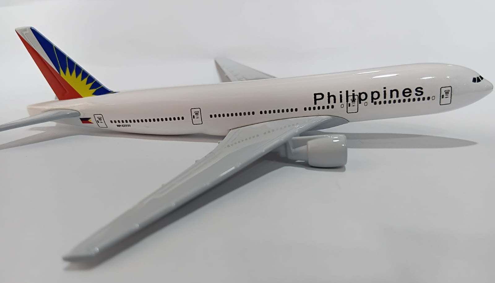 AIPLANE DIECAST PHILIPPINES RP-C7777 A380 16CM