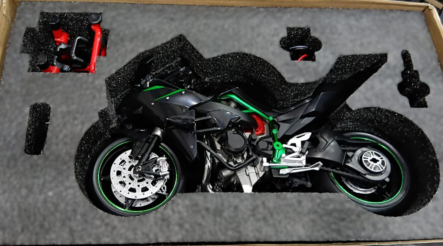 DIE CAST 1/10 0754-1 ALLOY SPRAY SPEED KAWASAKI MOTORCYCLE