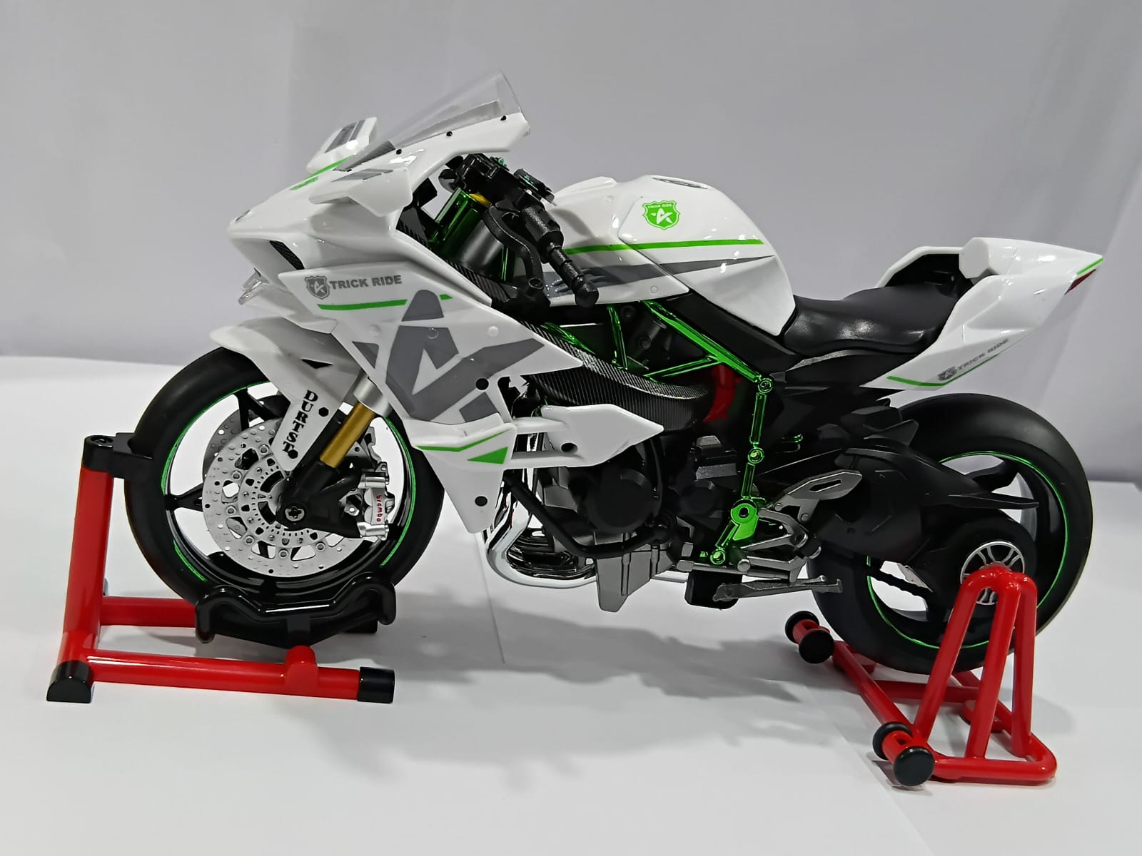 DIE CAST 1/10 0754-1B ALLOY SPRAY SPEED KAWASAKI MOTORCYCLE
