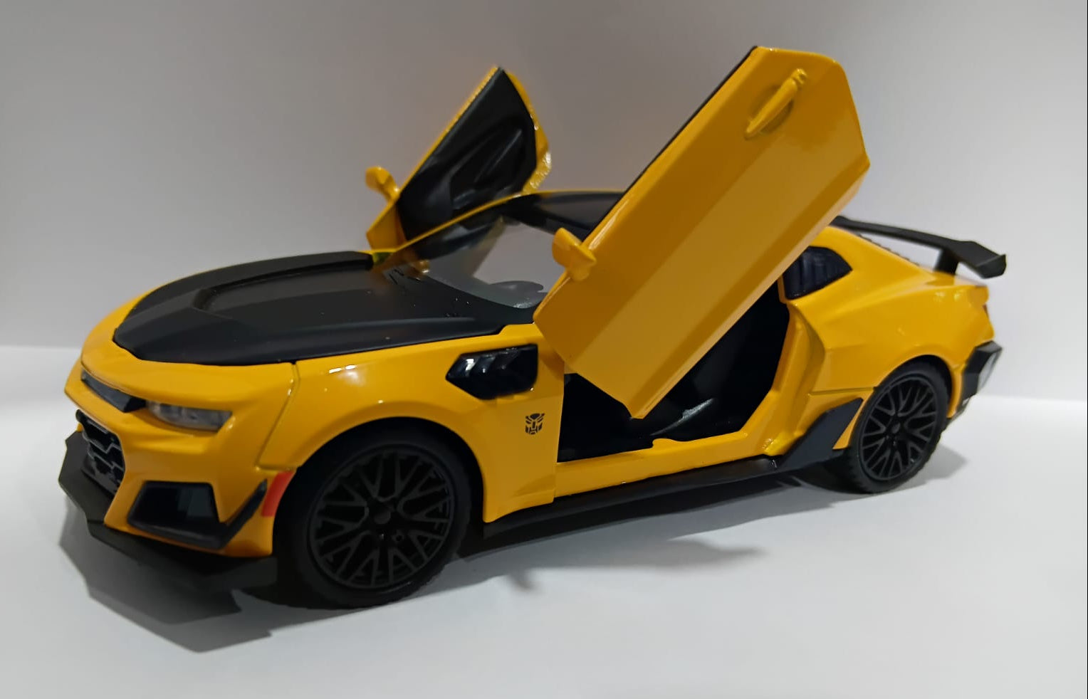 CHE ZHI DIE CAST 1/32 ALLOY MODEL SOUND AND LIGHT PULL BACK FUNCTION