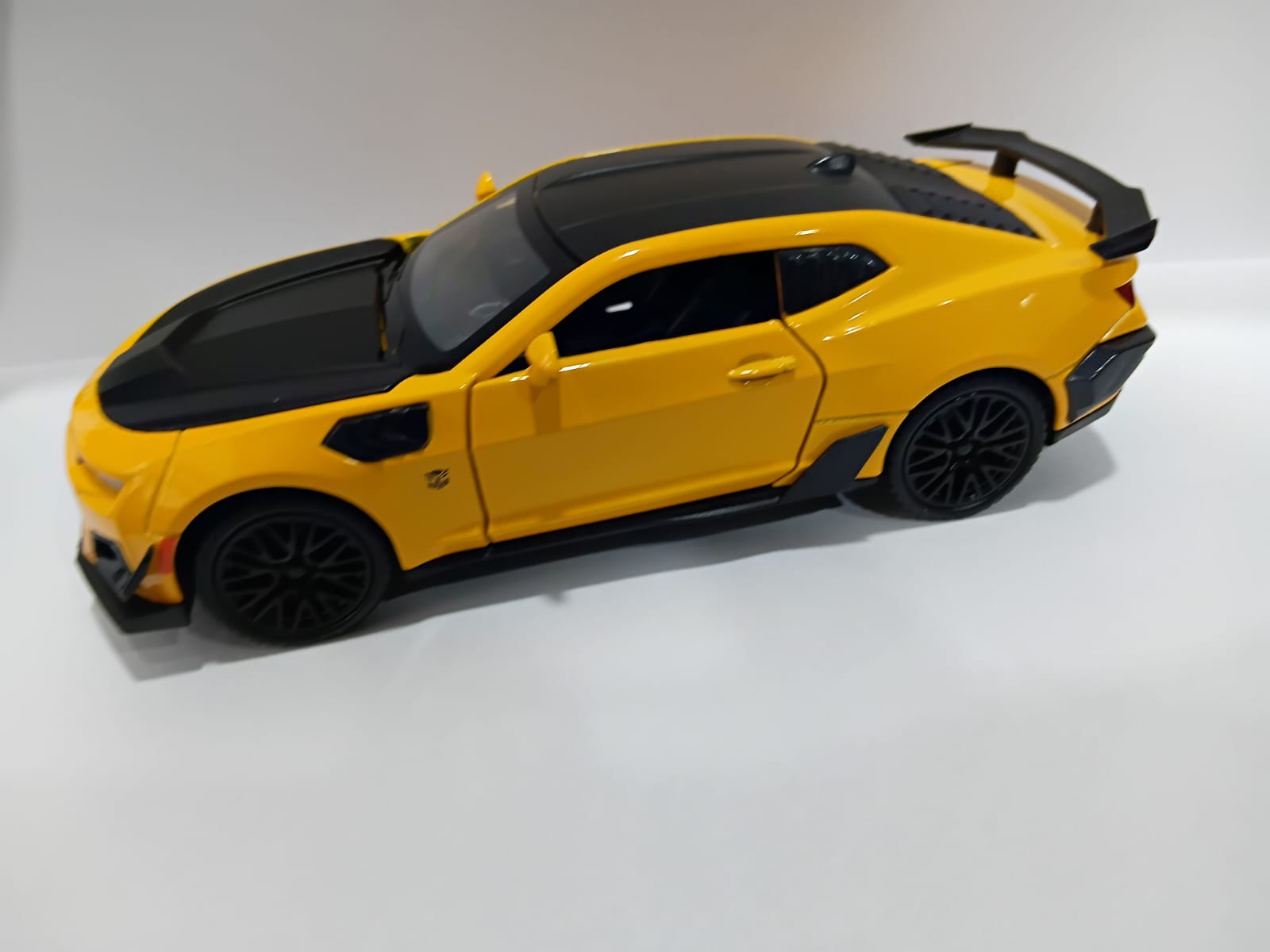 CHE ZHI DIE CAST 1/32 ALLOY MODEL SOUND AND LIGHT PULL BACK FUNCTION
