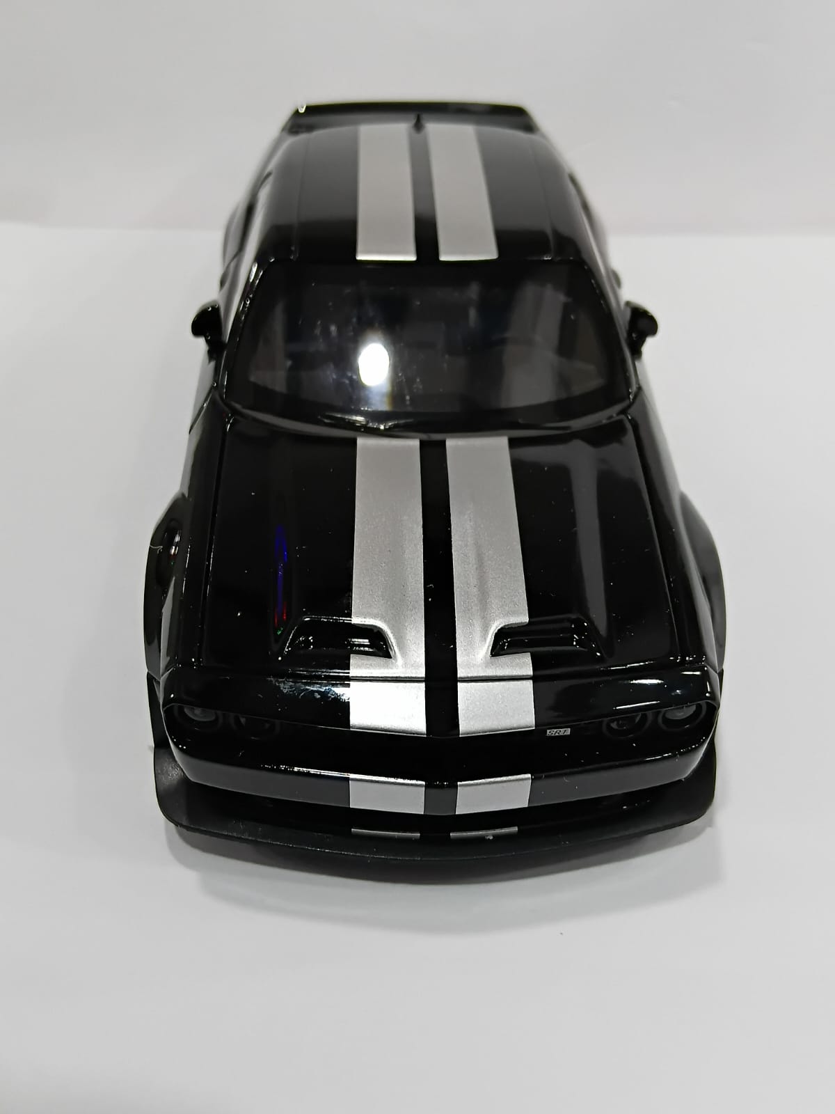 DODGE CHALLENGER SRT 24375 1/22 ALLOY MODEL CAR BLACK COLOR