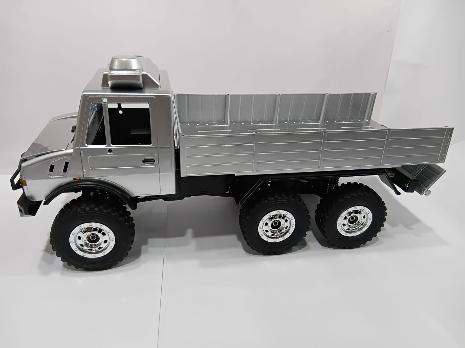 STAUNCH C8823 1/18 4WD RTR HIGH SPEED VEHICLE GREY OFF-ROAD TRUCK