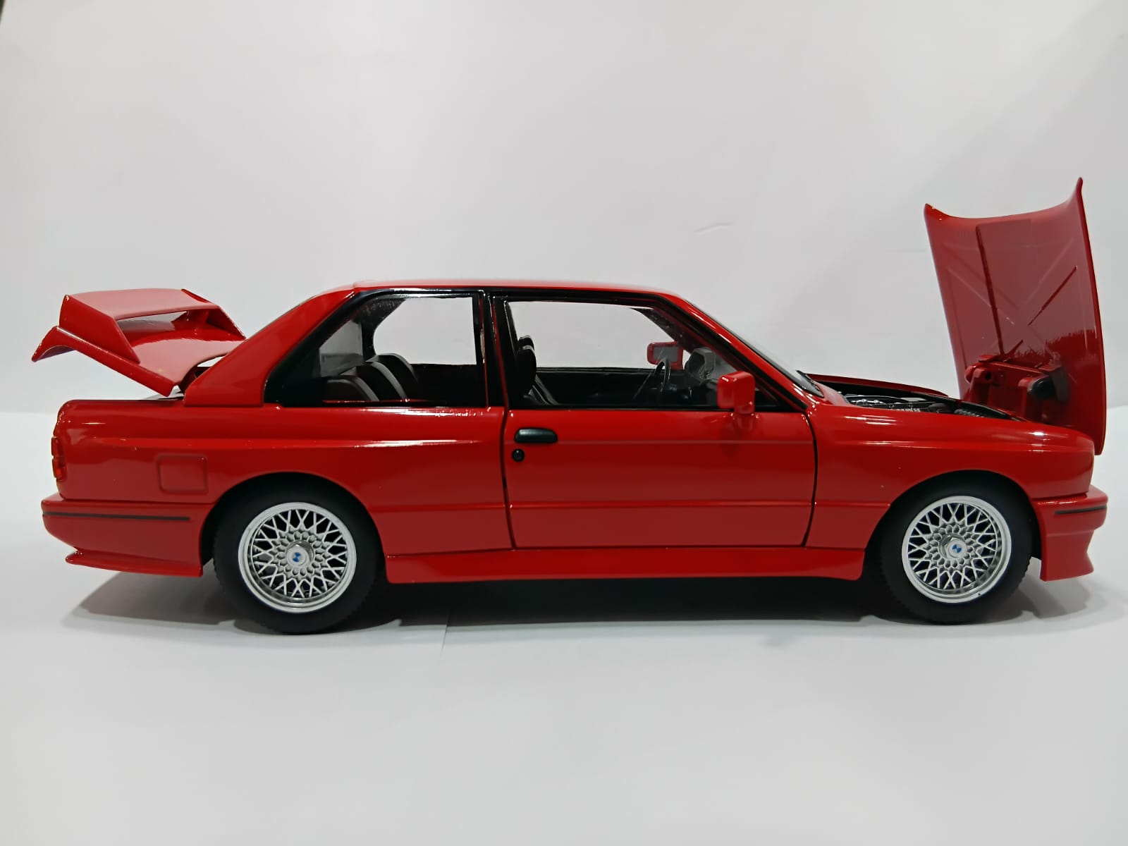 DIE CAST 1:24 1900-440 BMW MINI MODELLING TIDE DESIGN WITH PULL BACK LIGHTING FUNCTION RED COLOR