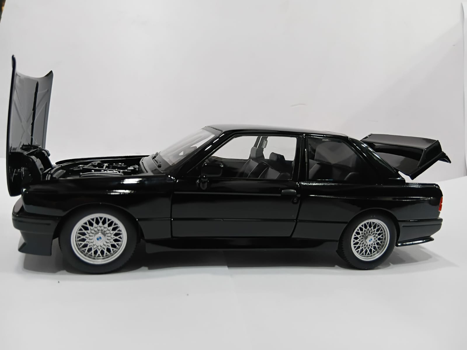 DIE CAST 1:24 1900-440 BMW MINI MODELLING TIDE DESIGN WITH PULL BACK LIGHTING FUNCTION BLACK COLOR