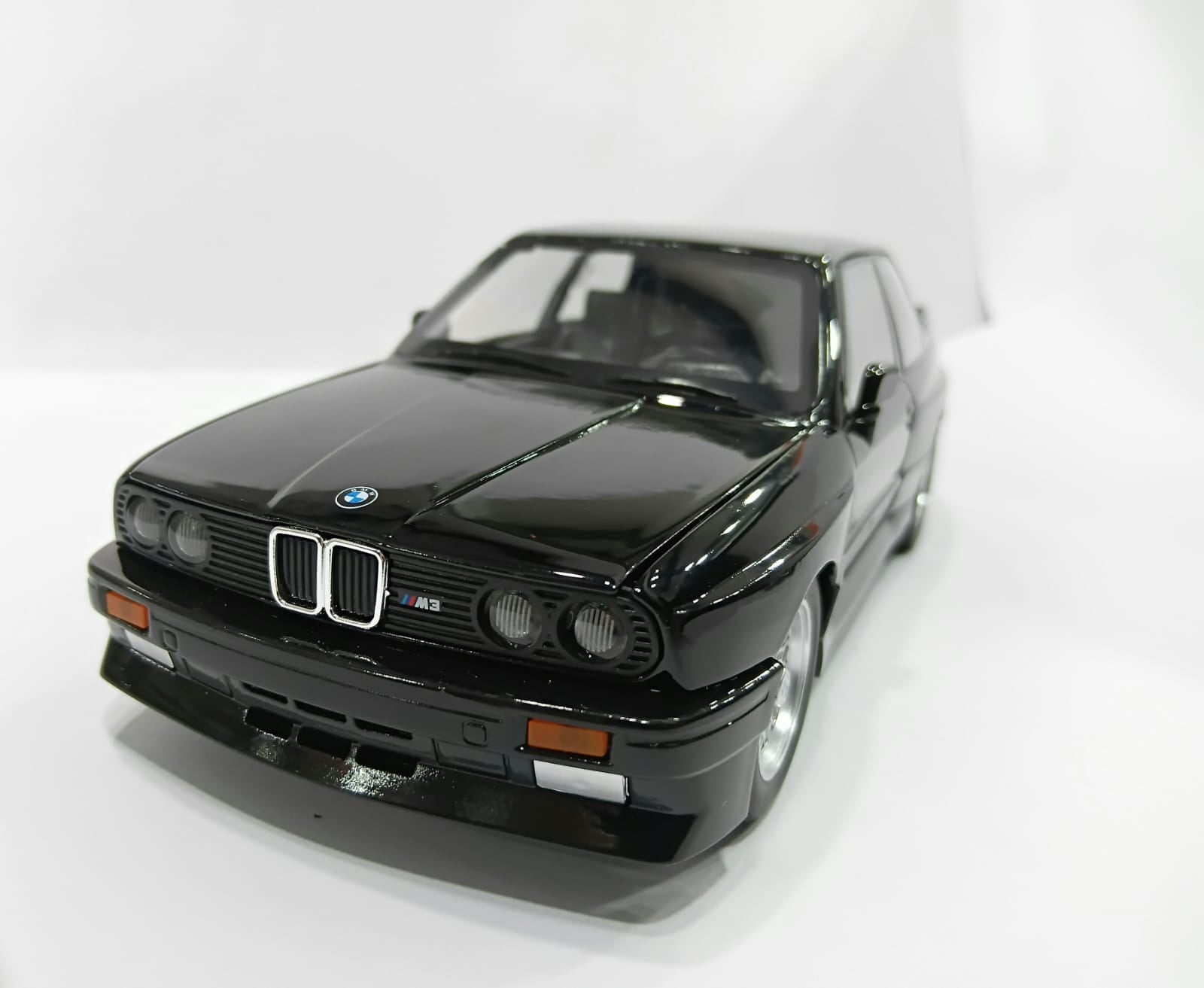 DIE CAST 1:24 1900-440 BMW MINI MODELLING TIDE DESIGN WITH PULL BACK LIGHTING FUNCTION BLACK COLOR