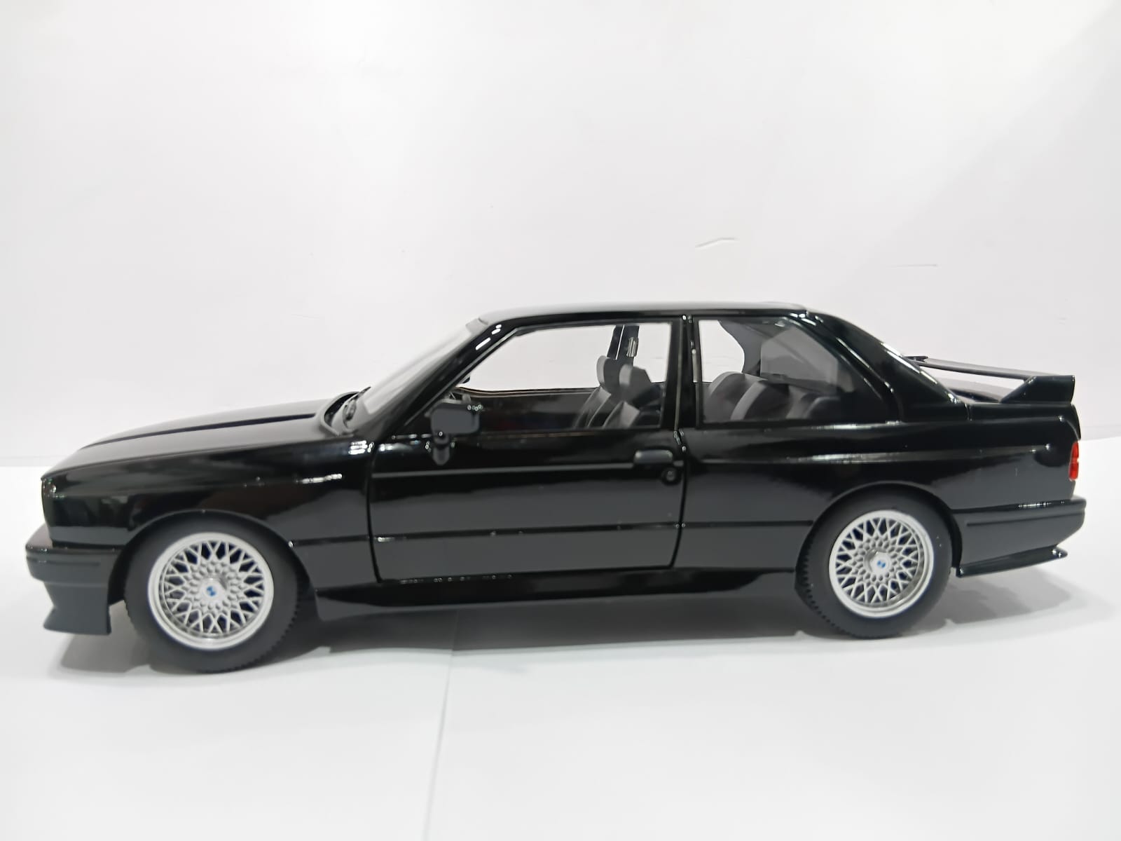 DIE CAST 1:24 1900-440 BMW MINI MODELLING TIDE DESIGN WITH PULL BACK LIGHTING FUNCTION BLACK COLOR