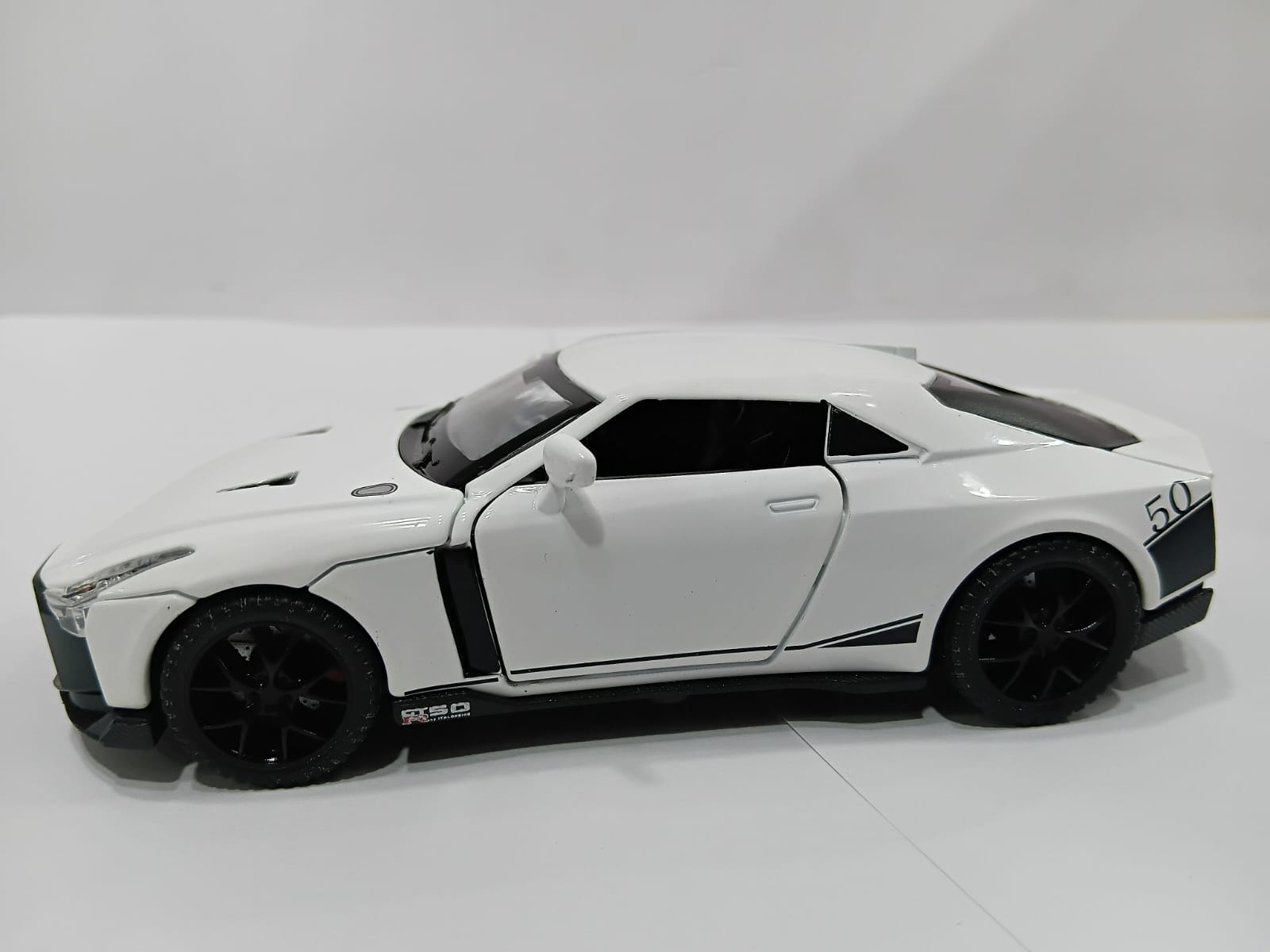NISSAN GT-R50 D21012 1/32 ALLOY CAR DIECAST MODEL WHITE COLOR