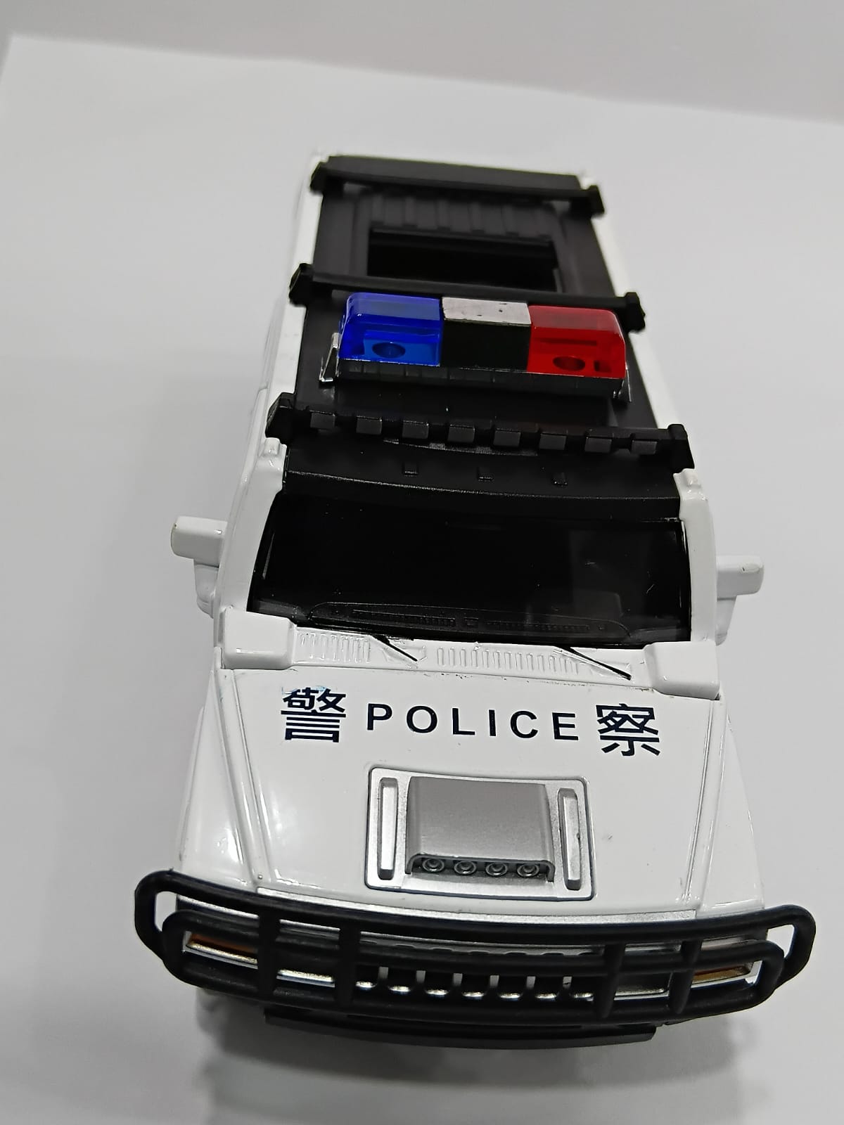 HUMMER POLICE SUV 6653 1/32 PULL BACK LIGHT FUNCTION DIECAST MODEL WHITE COLOR