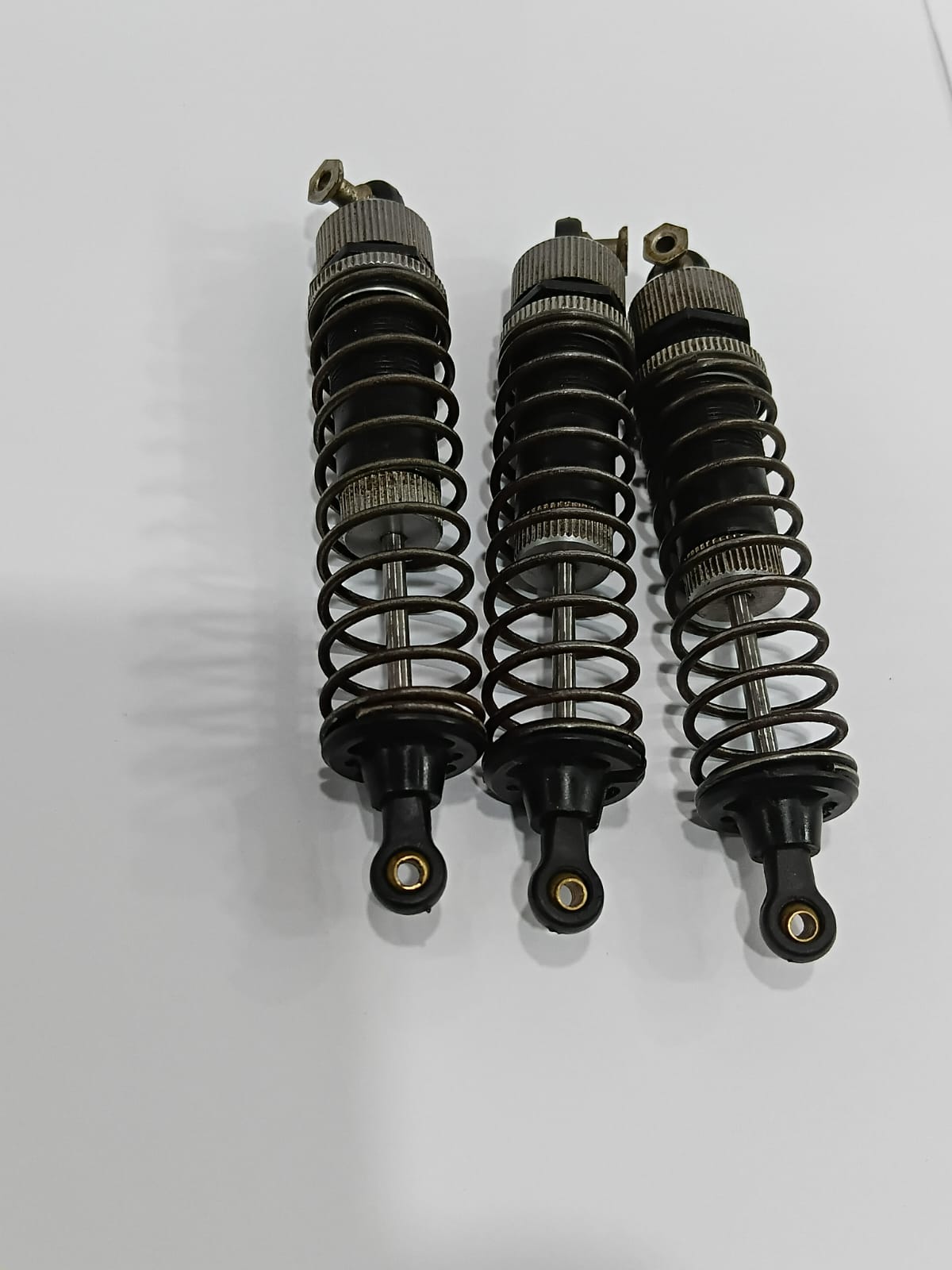 SHOCK ABSORBER 1:8 SCALE (PARTS NOT THERE) PACK OF 3 AND 1 (QUALITY PRE OWNED)
