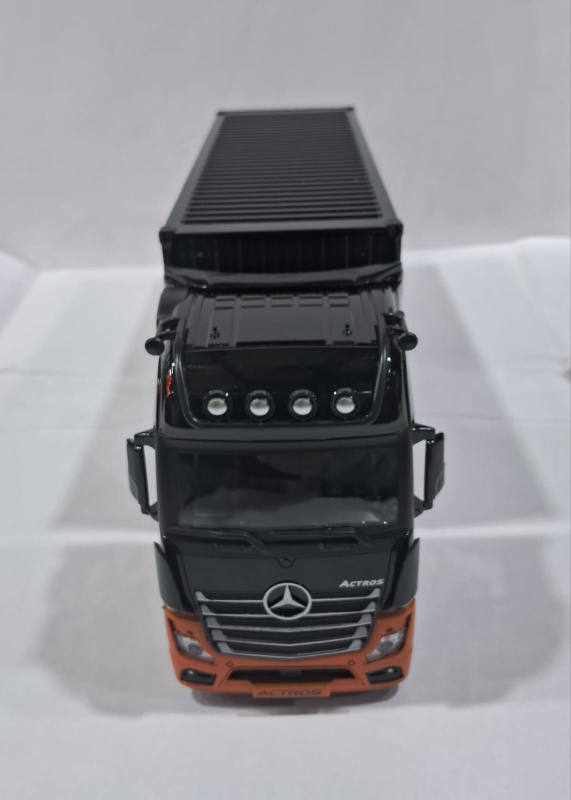 TRUCK 53522-43 1/24 DIE CAST MODEL LIGHT AND SOUND BLACK COLOR
