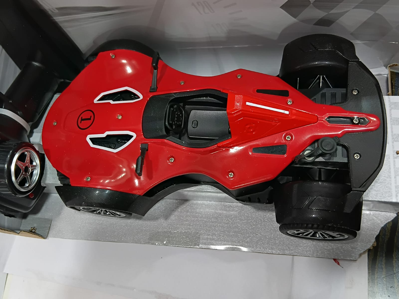 MZ YY2034 1/12 2.4GHZ R/C DIECAST SPRAY RACING CAR RED COLOR