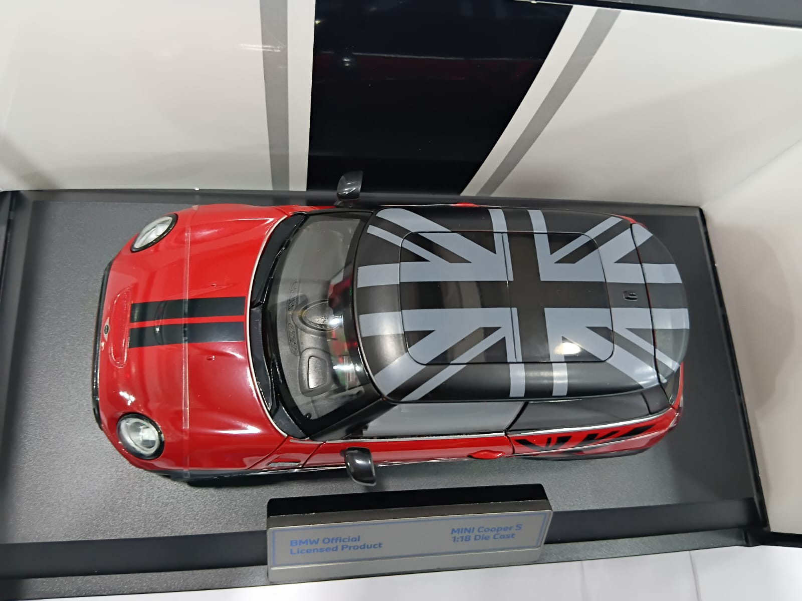 MINI COOPER S H1272 3-DOOR 1:18 OPENING DOORS DIE-CAST MODEL RED